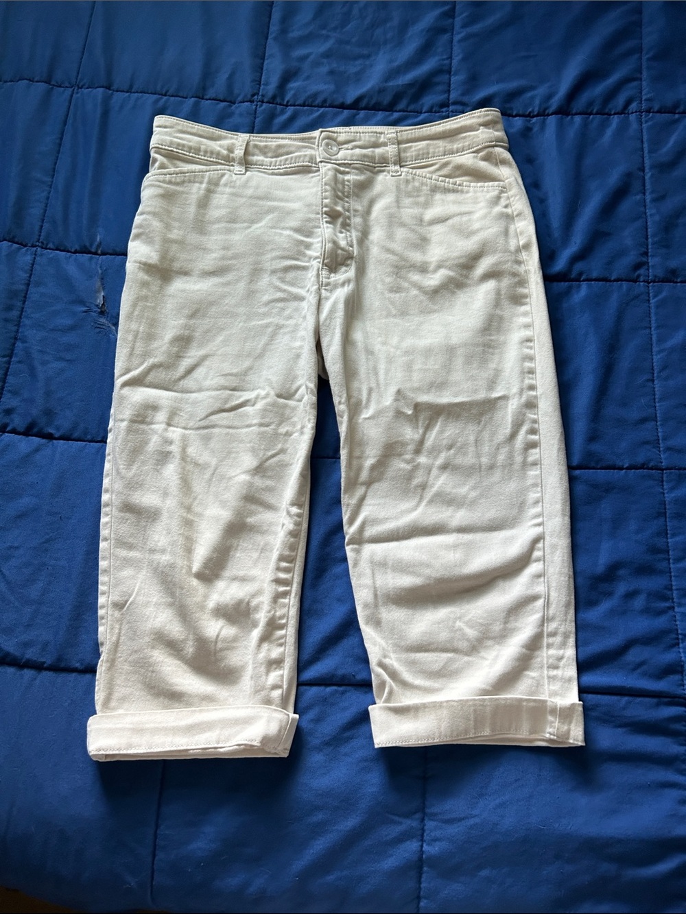 White Capri Jeans